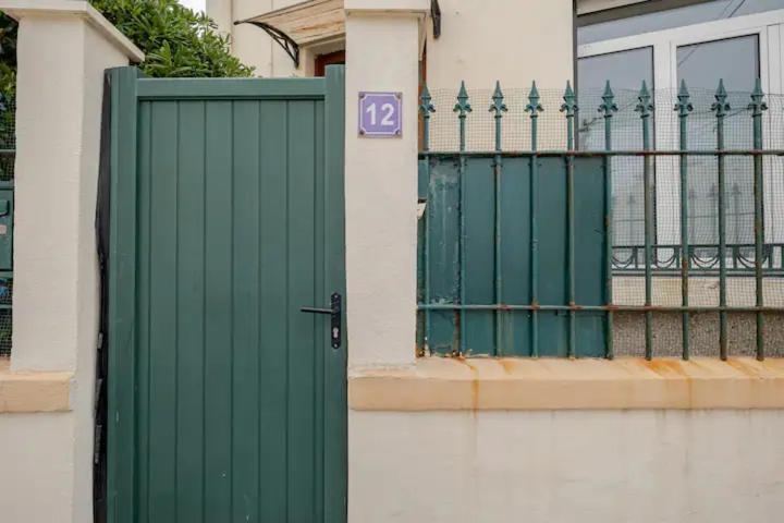 "La Baigneuse" Vallon Des Auffes Marseille Exteriör bild